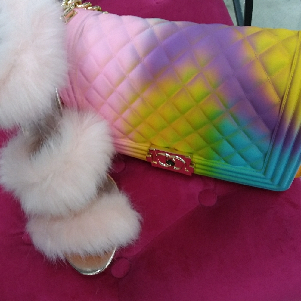 Handbag fury shoe
